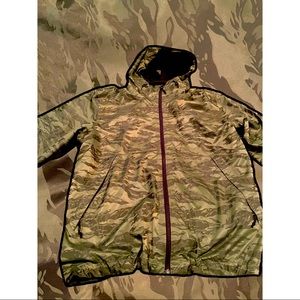 The North Face Men’s Camo Windbreaker XL